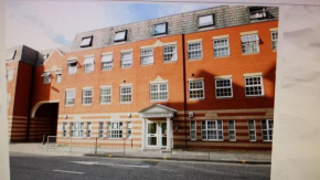 Charming 1-Bed Apartment in Luton Town Centre